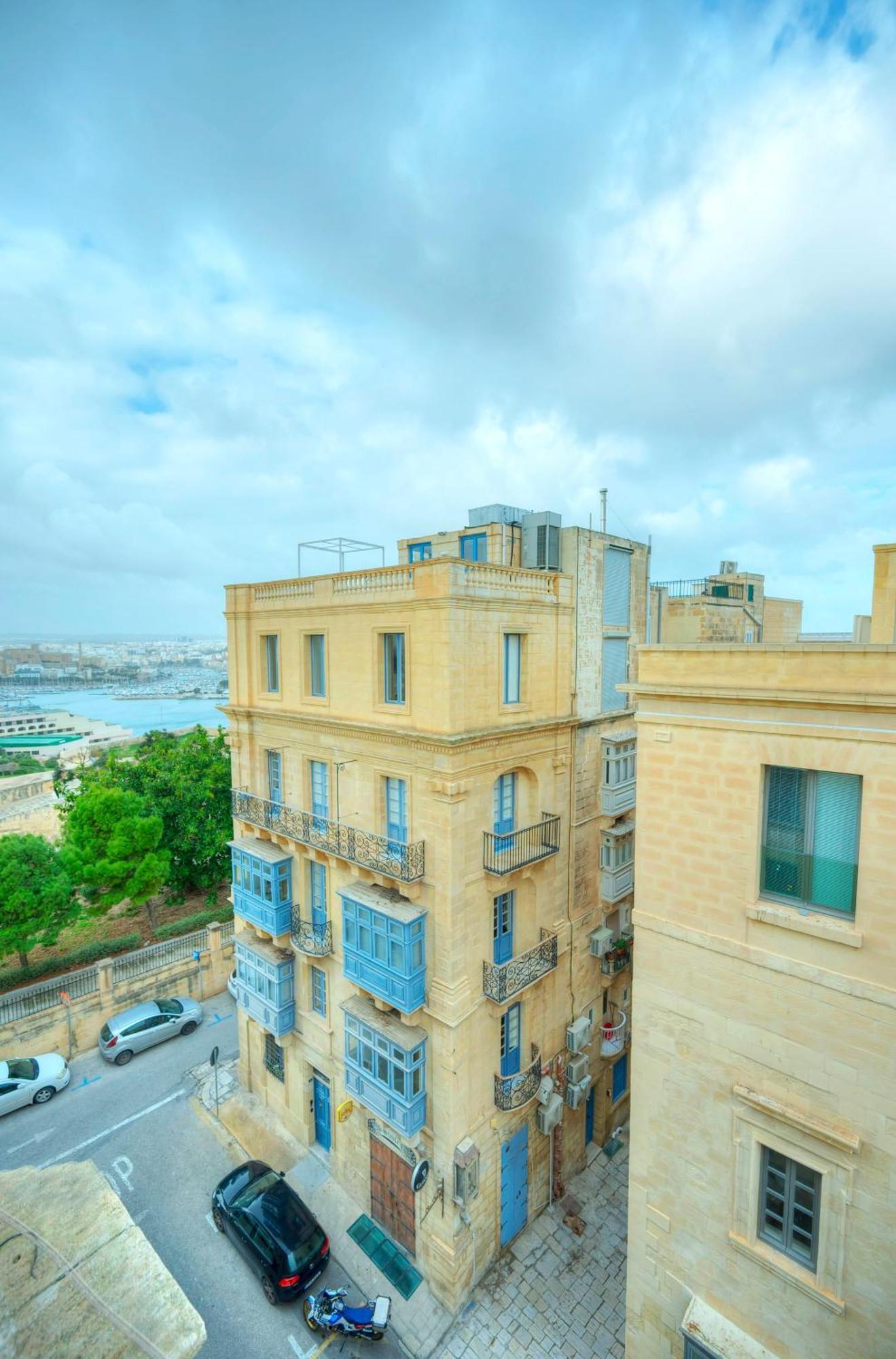 Charming 3 Storey Apartment In Valletta Centre, Ngri1-1 Zewnętrze zdjęcie